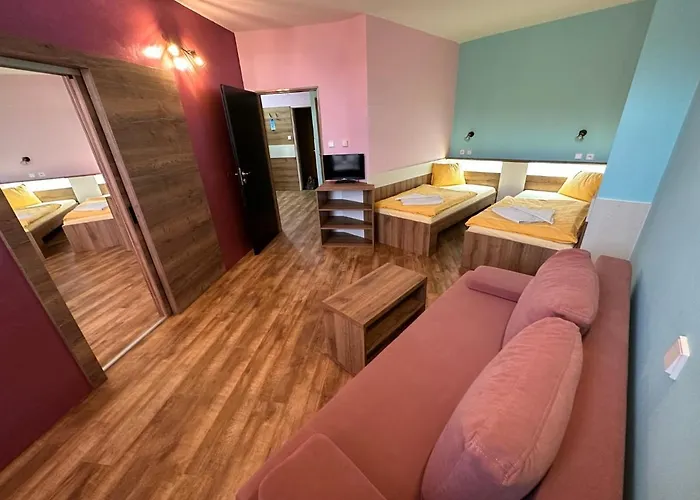 Hotel N